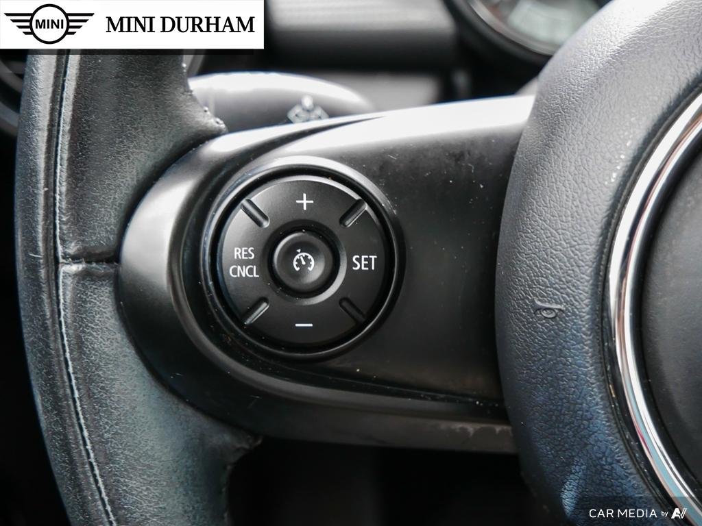 2021 MINI Cooper 5 Door in Ajax, Ontario at Lakeridge Auto Gallery - 16 - w1024h768px