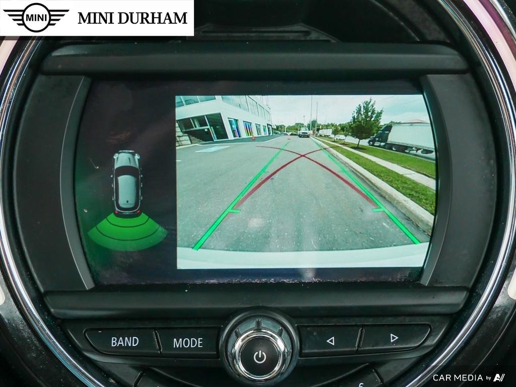 2021 MINI Cooper 5 Door in Ajax, Ontario at Lakeridge Auto Gallery - 25 - w1024h768px