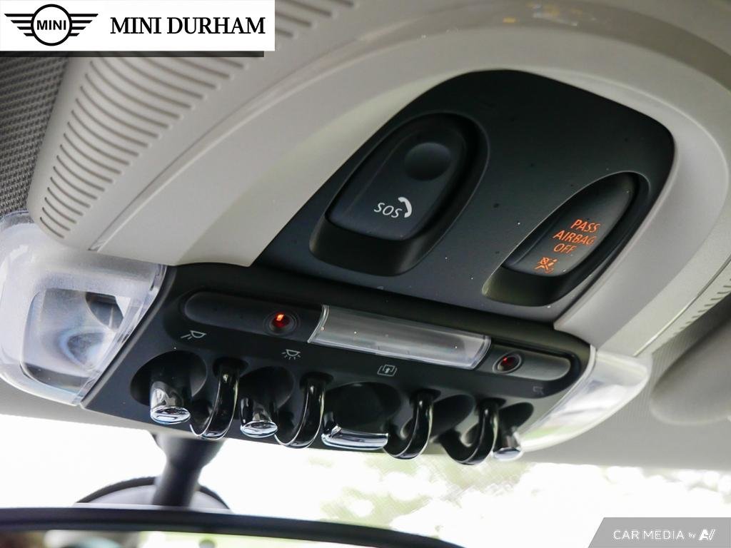 2021 MINI Cooper 5 Door in Ajax, Ontario at Lakeridge Auto Gallery - 20 - w1024h768px