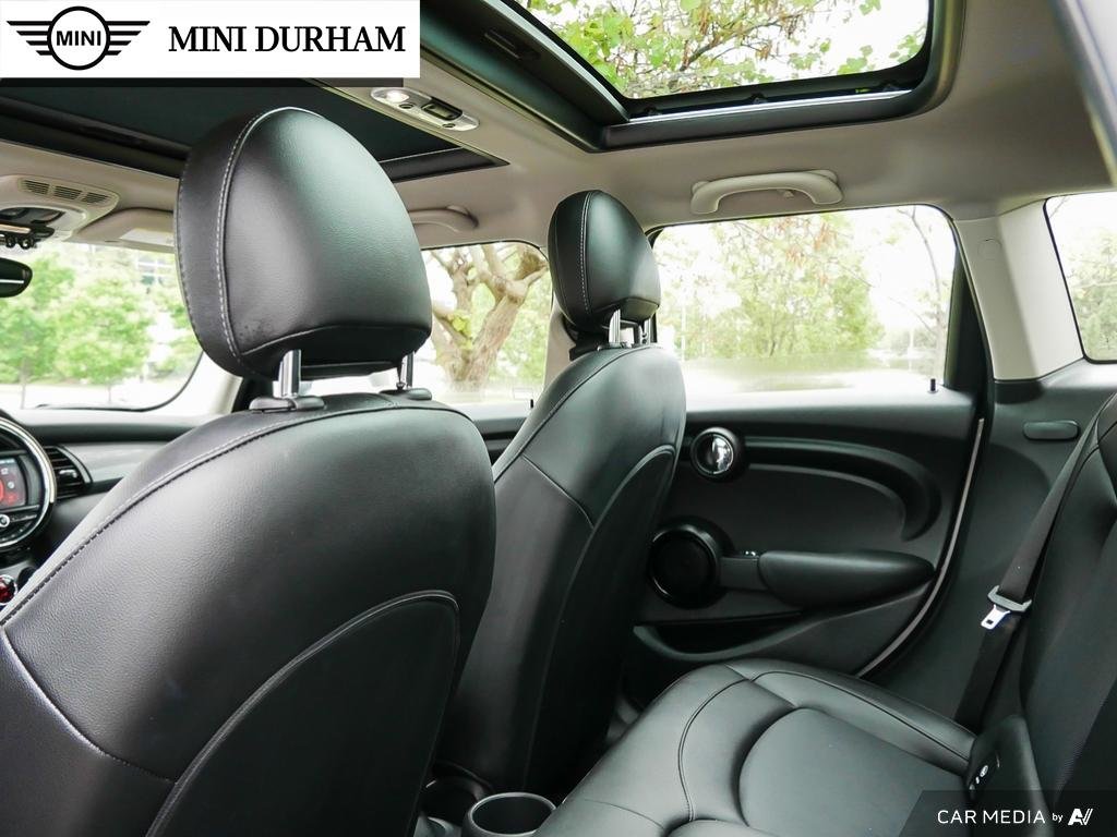 2021 MINI Cooper 5 Door in Ajax, Ontario at Lakeridge Auto Gallery - 22 - w1024h768px