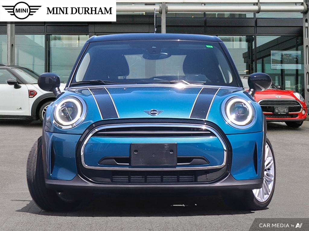 2022 MINI Cooper 5 Door in Ajax, Ontario at Lakeridge Auto Gallery - 2 - w1024h768px