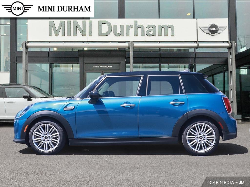 2022 MINI Cooper 5 Door in Ajax, Ontario at Lakeridge Auto Gallery - 3 - w1024h768px