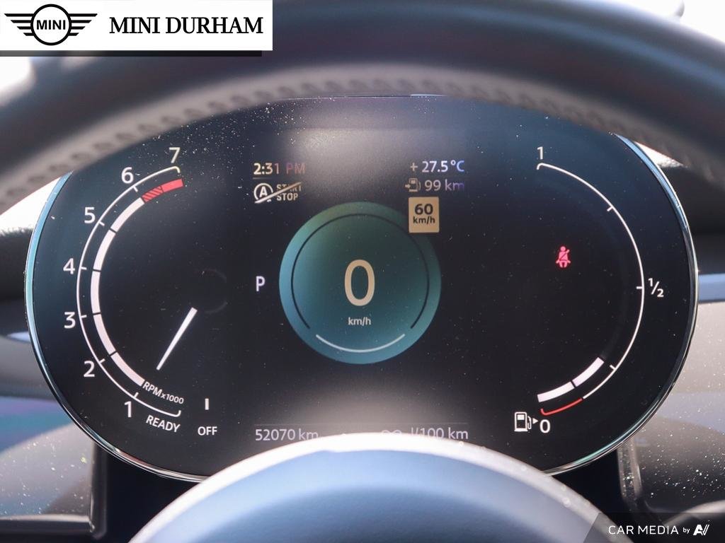 2022 MINI Cooper 5 Door in Ajax, Ontario at Lakeridge Auto Gallery - 15 - w1024h768px