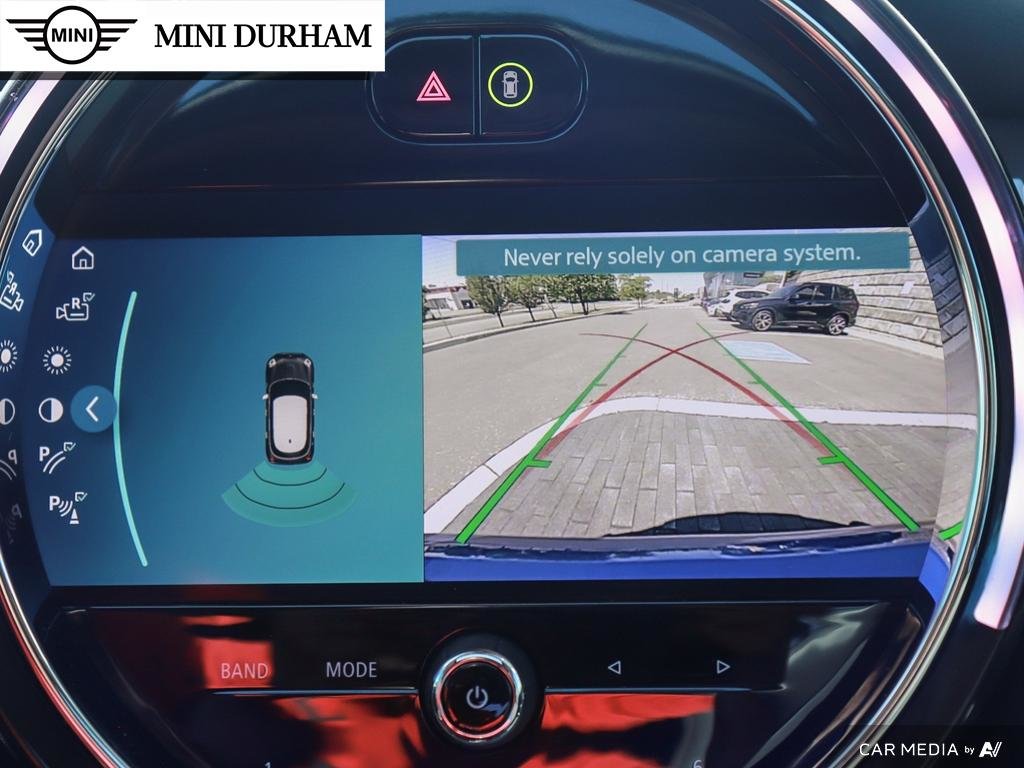 2022 MINI Cooper 5 Door in Ajax, Ontario at Lakeridge Auto Gallery - 26 - w1024h768px