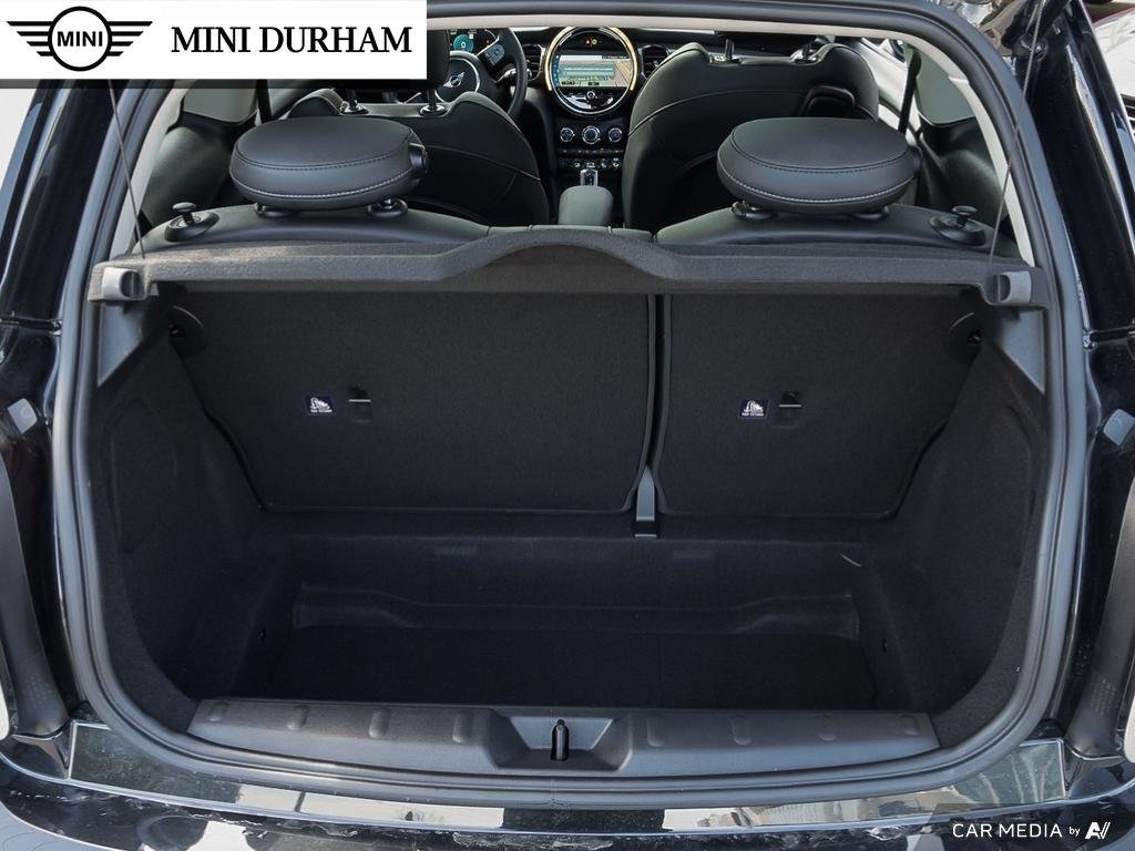 2024 MINI Cooper 3 Door in Ajax, Ontario at Lakeridge Auto Gallery - 11 - w1024h768px