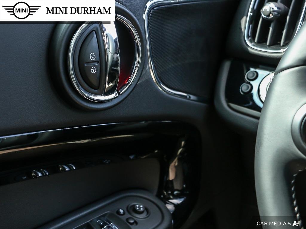 2023 MINI John Cooper Works Countryman ALL4 in Ajax, Ontario at Lakeridge Auto Gallery - 17 - w1024h768px
