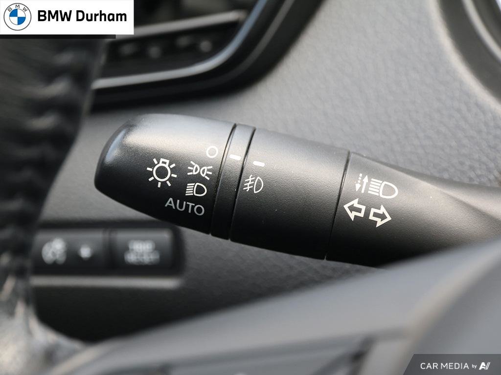 2017 Nissan Qashqai SV FWD CVT in Ajax, Ontario at Lakeridge Auto Gallery - 16 - w1024h768px