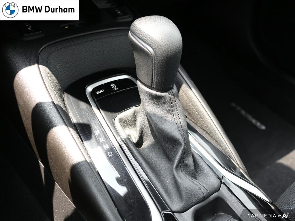 2020 Toyota Corolla 4-door Sedan SE CVT in Ajax, Ontario at Lakeridge Auto Gallery - 24 - w1024h768px