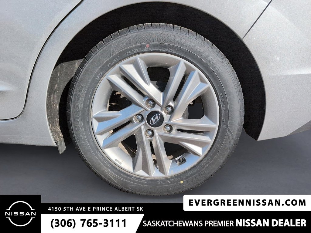 2020 Hyundai Elantra Preferred w/Sun & Safety Package in Prince Albert, Saskatchewan - 10 - w1024h768px