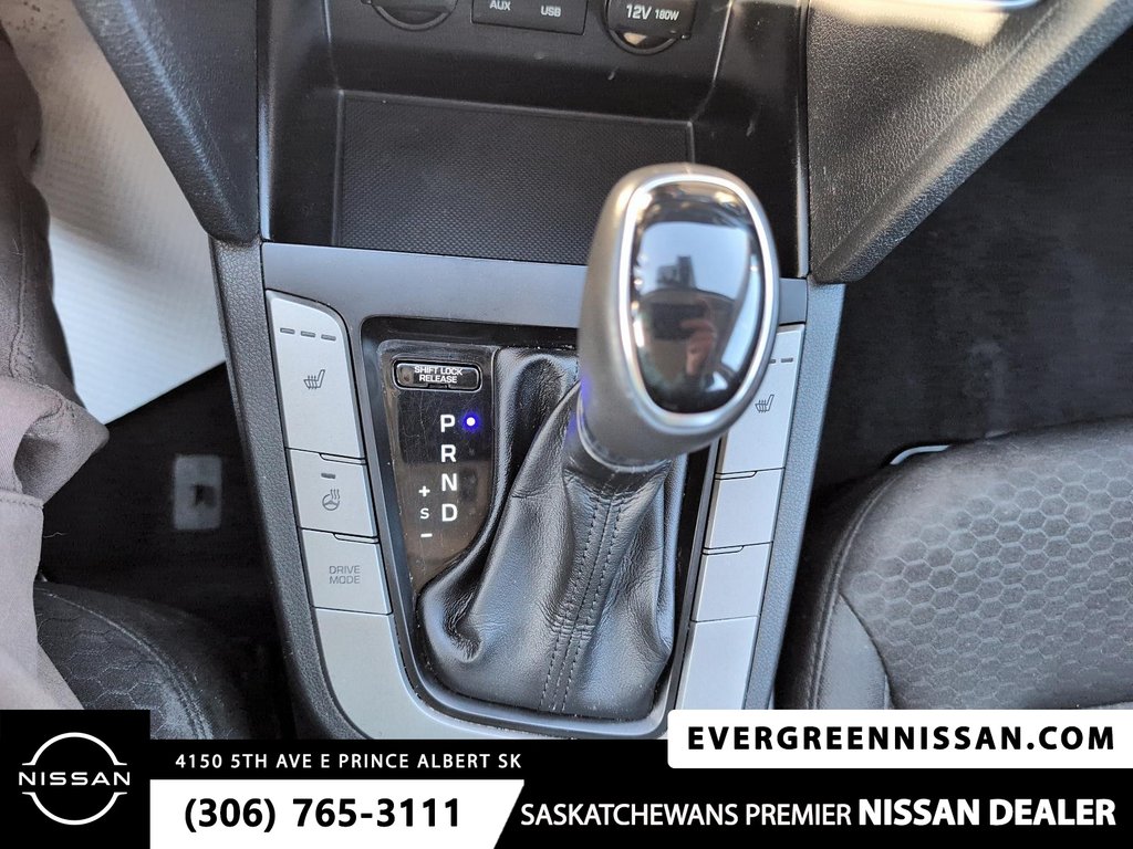 2020 Hyundai Elantra Preferred w/Sun & Safety Package in Prince Albert, Saskatchewan - 18 - w1024h768px