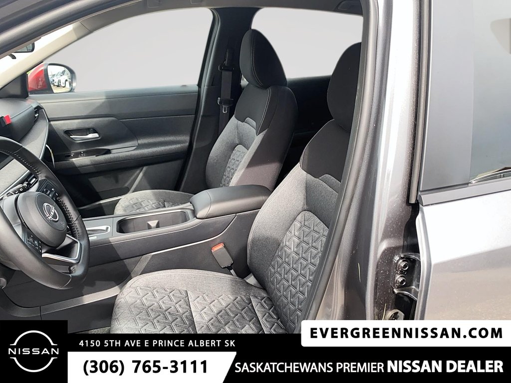 2026 Nissan Kicks SV AWD in Prince Albert, Saskatchewan - 12 - w1024h768px