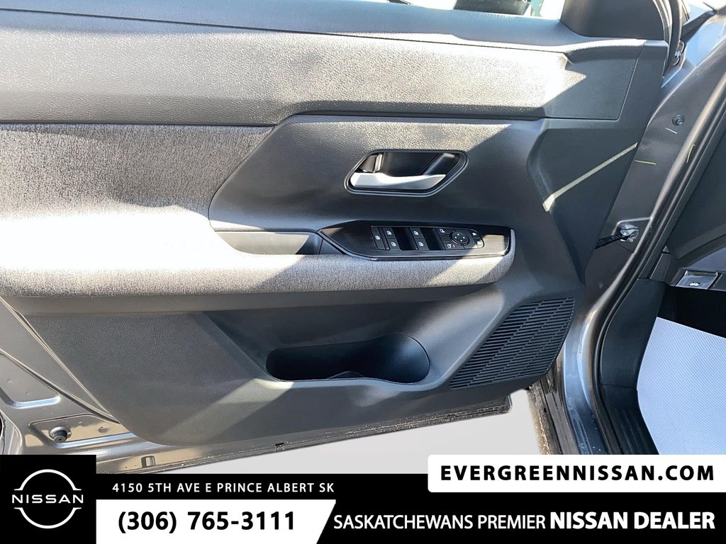 2026 Nissan Kicks SV Premium AWD in Prince Albert, Saskatchewan - 14 - w1024h768px