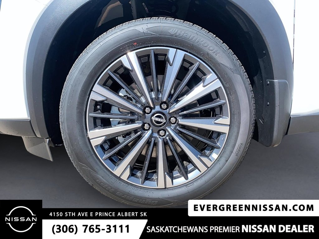 2026 Nissan Pathfinder Platinum Captains Chair in Prince Albert, Saskatchewan - 10 - w1024h768px