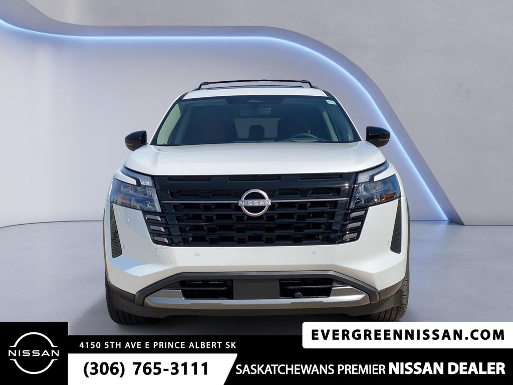 2026 Nissan Pathfinder Platinum Captains Chair in Prince Albert, Saskatchewan - 2 - w1024h768px