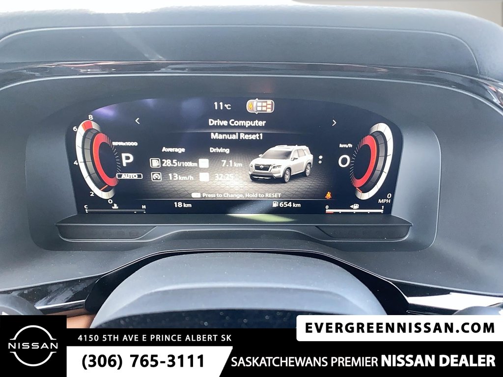 2026 Nissan Pathfinder Platinum Captains Chair in Prince Albert, Saskatchewan - 16 - w1024h768px