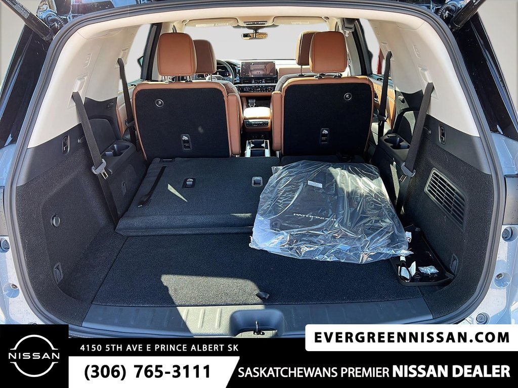 2026 Nissan Pathfinder Platinum Captains Chair in Prince Albert, Saskatchewan - 9 - w1024h768px