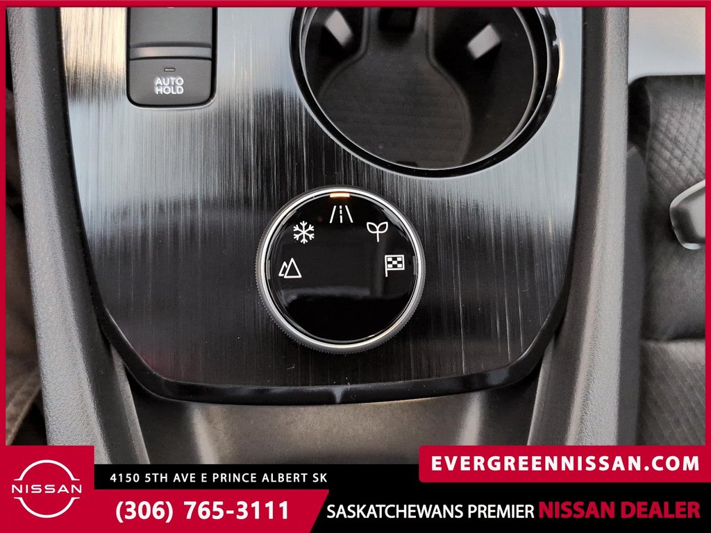 2026 Nissan Rogue SV Moonroof in Prince Albert, Saskatchewan - 18 - w1024h768px