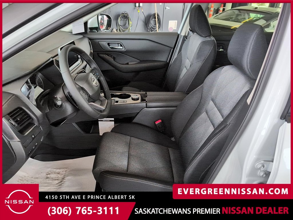 2026 Nissan Rogue SV Moonroof in Prince Albert, Saskatchewan - 11 - w1024h768px