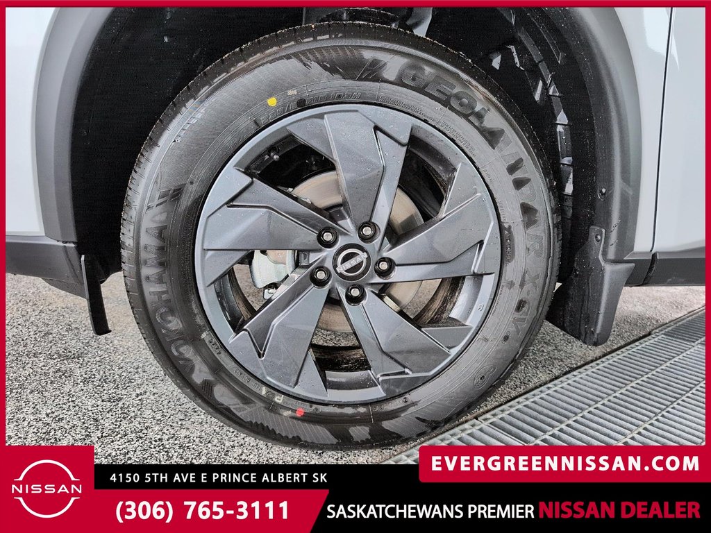 2026 Nissan Rogue SV Moonroof in Prince Albert, Saskatchewan - 9 - w1024h768px