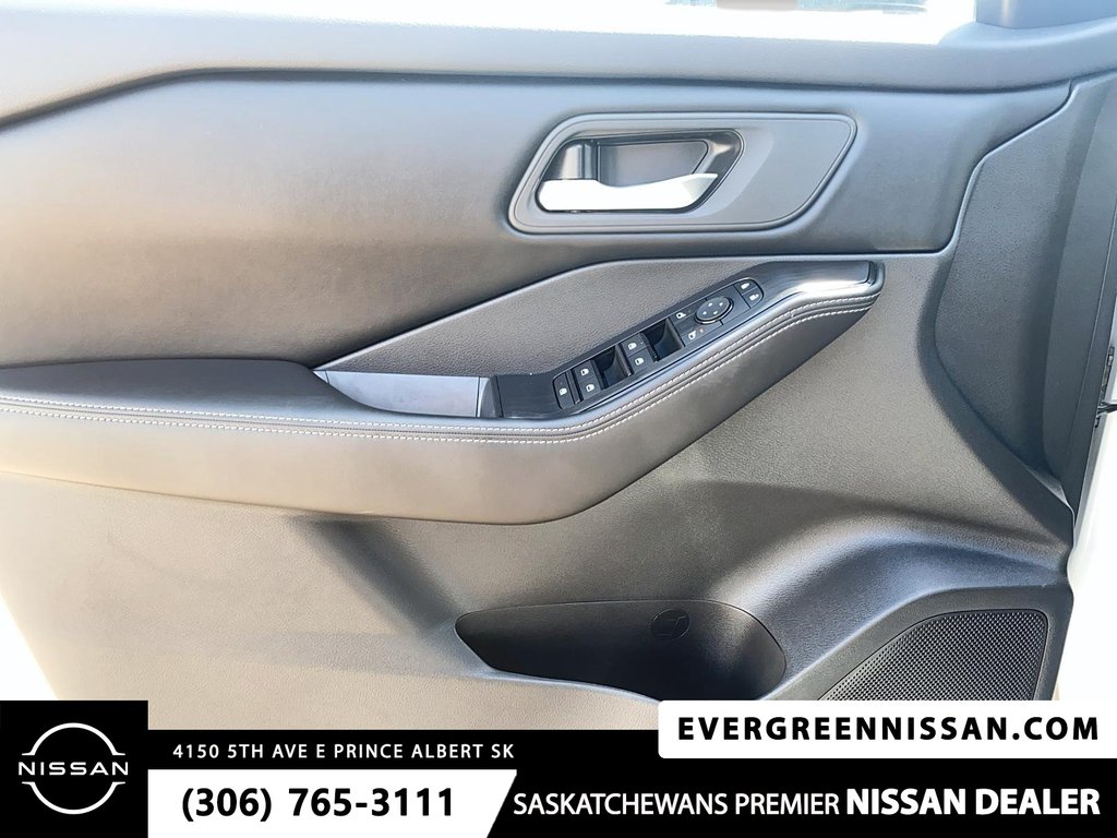 2026 Nissan Rogue SV Moonroof in Prince Albert, Saskatchewan - 14 - w1024h768px