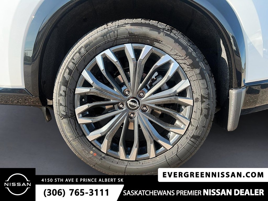 2026 Nissan Rogue Platinum in Prince Albert, Saskatchewan - 10 - w1024h768px