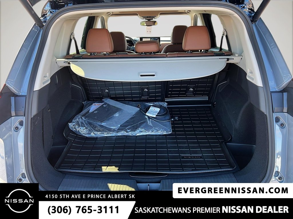 2026 Nissan Rogue Platinum in Prince Albert, Saskatchewan - 9 - w1024h768px