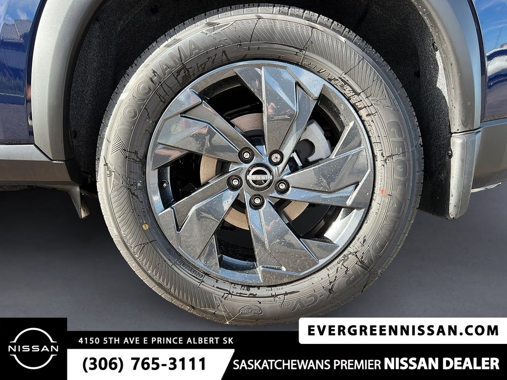 2026 Nissan Rogue SV Moonroof in Prince Albert, Saskatchewan - 10 - w1024h768px