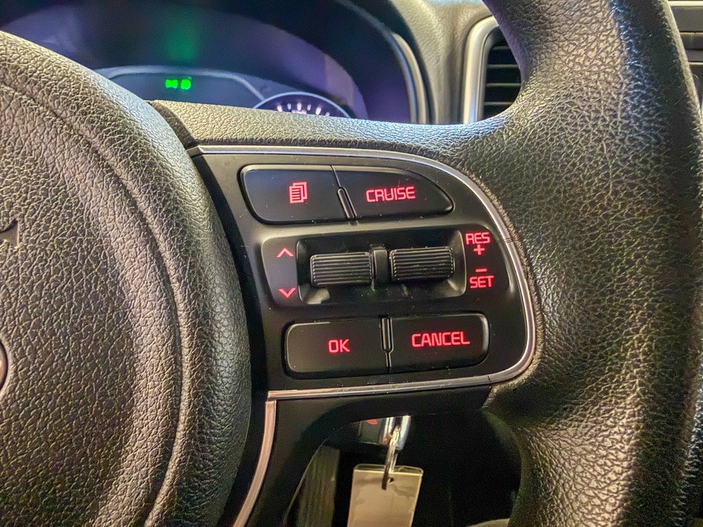 Kia Sportage LX | Cam | USB | HtdSeats | Bluetooth | Keyless 2017 à Amherst, Nouvelle-Écosse - 17 - w1024h768px