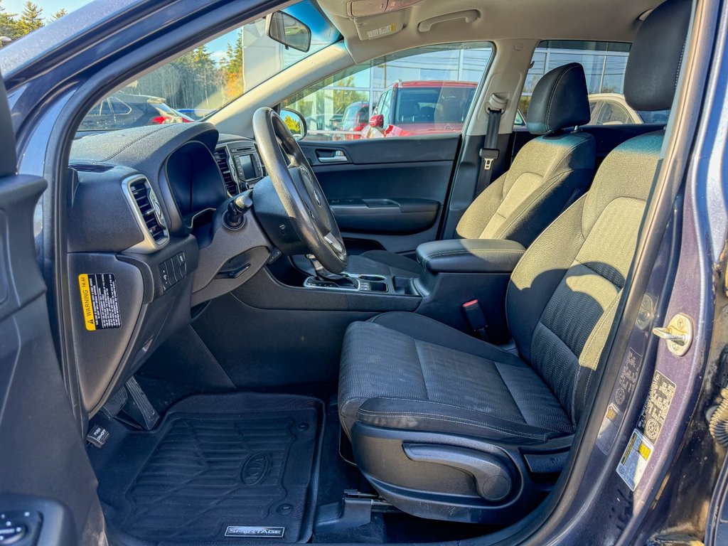 Kia Sportage LX | Cam | USB | HtdSeats | Bluetooth | Keyless 2017 à Amherst, Nouvelle-Écosse - 13 - w1024h768px