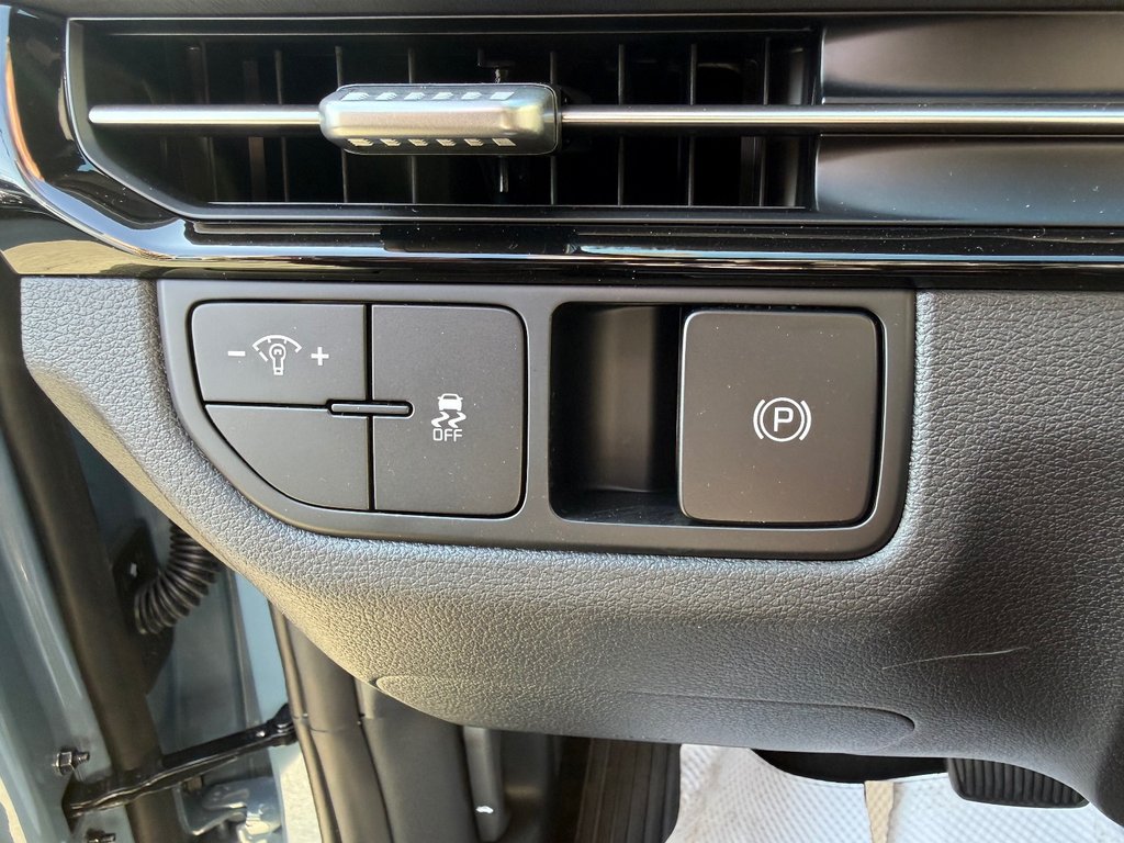 2026 Kia Sportage X-Line | Leather | Roof | Nav | Warranty to 2031 in Amherst, Nova Scotia - 34 - w1024h768px