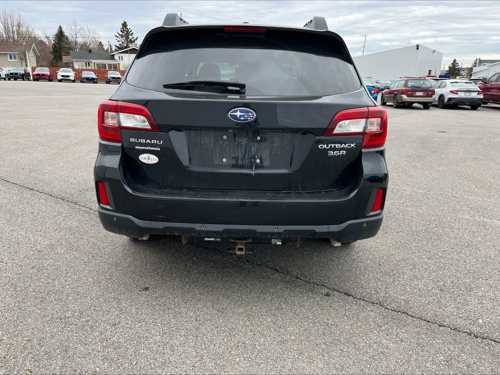 2017  Outback 3.6R Limited w/Tech Pkg in Rimouski, Quebec - 3 - w1024h768px
