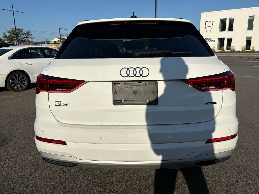 2021 Audi Q3 KOMFORT 45 in Pointe-Aux-Trembles, Quebec - 11 - w1024h768px
