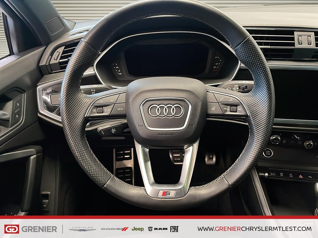 2024 Audi Q3 PROGRESSIV AWD + TOIT OUVRANT PANO in Pointe-Aux-Trembles, Quebec - 9 - w1024h768px