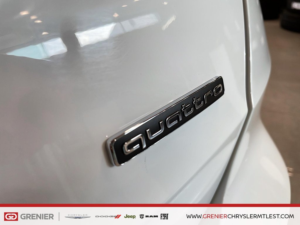 2024 Audi Q3 PROGRESSIV + AWD + TOIT OUVRANT PANO in Pointe-Aux-Trembles, Quebec - 4 - w1024h768px