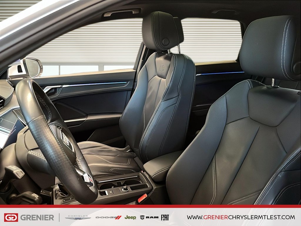 2024 Audi Q3 PROGRESSIV + AWD + TOIT OUVRANT PANO in Pointe-Aux-Trembles, Quebec - 8 - w1024h768px