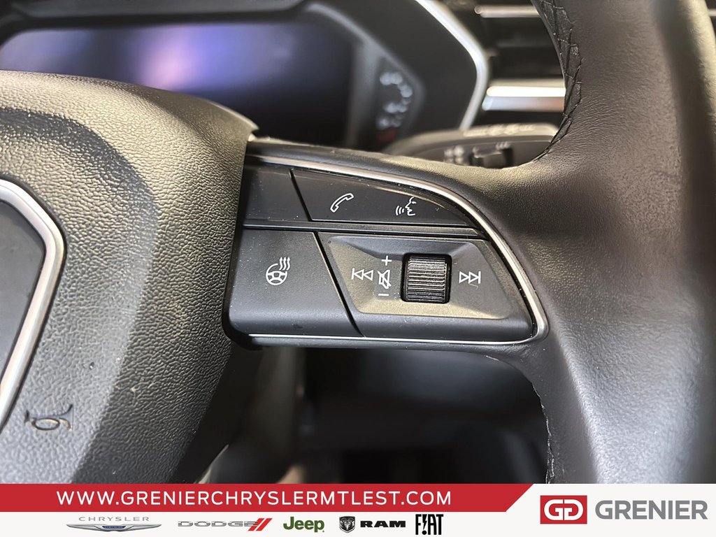 2025 Audi Q3 KOMFORT + AWD + TOIT OUVRANT PANO in Pointe-Aux-Trembles, Quebec - 10 - w1024h768px