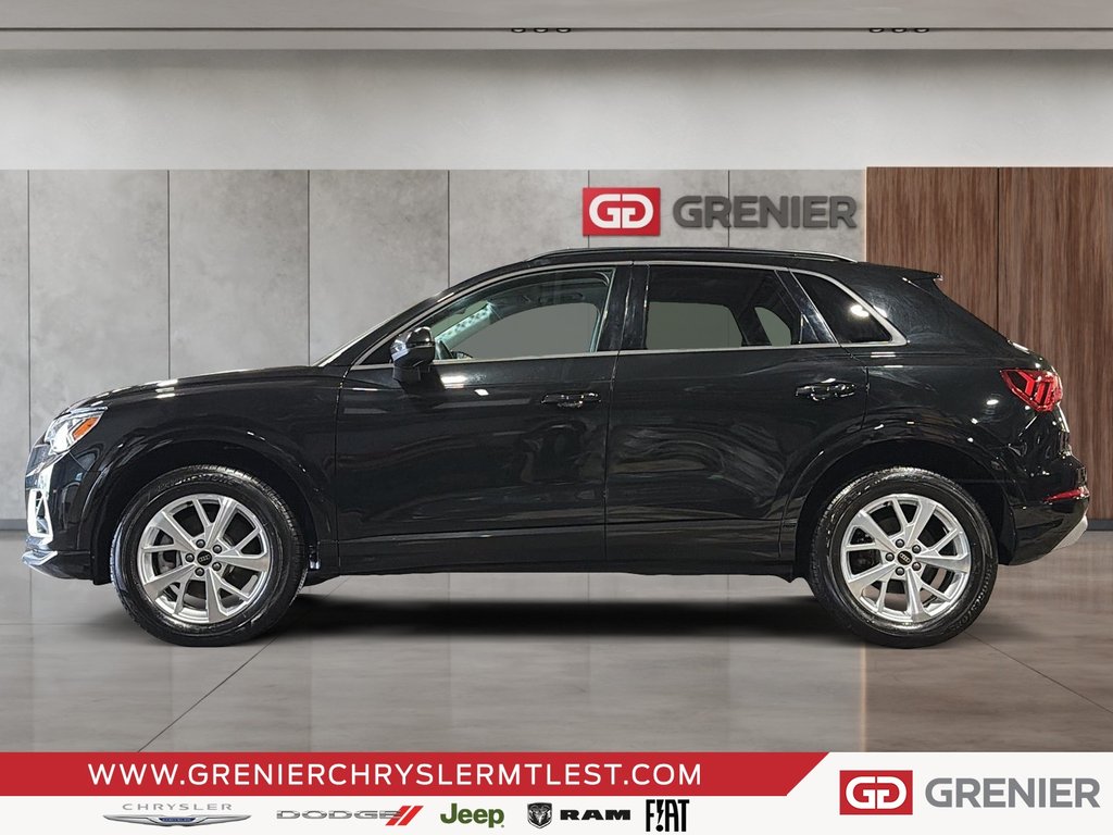 2025 Audi Q3 KOMFORT + AWD + TOIT OUVRANT PANO in Pointe-Aux-Trembles, Quebec - 5 - w1024h768px