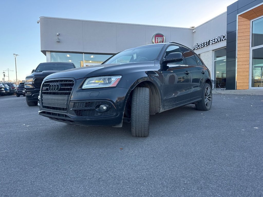 Audi SQ5 3.0T Technik 2016 à Pointe-Aux-Trembles, Québec - 1 - w1024h768px