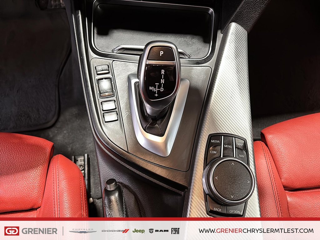 BMW 3 Series 340i xDRIVE + TOIT OUVRANT + CUIR 2018 à Pointe-Aux-Trembles, Québec - 15 - w1024h768px