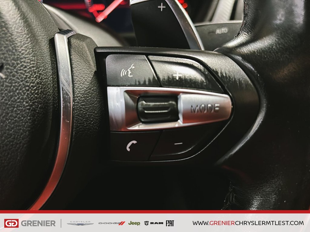 BMW 3 Series 340i xDRIVE + TOIT OUVRANT + CUIR 2018 à Pointe-Aux-Trembles, Québec - 11 - w1024h768px