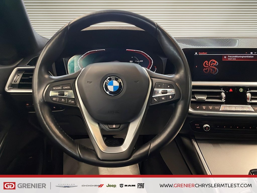 2019 BMW 3 Series 330i xDRIVE + AWD + CUIR + CARPLAY in Pointe-Aux-Trembles, Quebec - 13 - w1024h768px