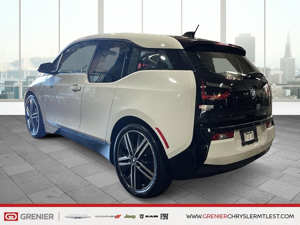 2017 BMW i3 REX + AUTONOMIE PROLONGÉE + TOIT EN VERRE in Pointe-Aux-Trembles, Quebec - 4 - w1024h768px