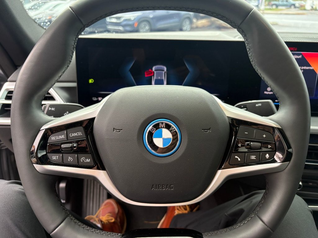 2025 BMW i4 eDrive35 in Pointe-Aux-Trembles, Quebec - 24 - w1024h768px