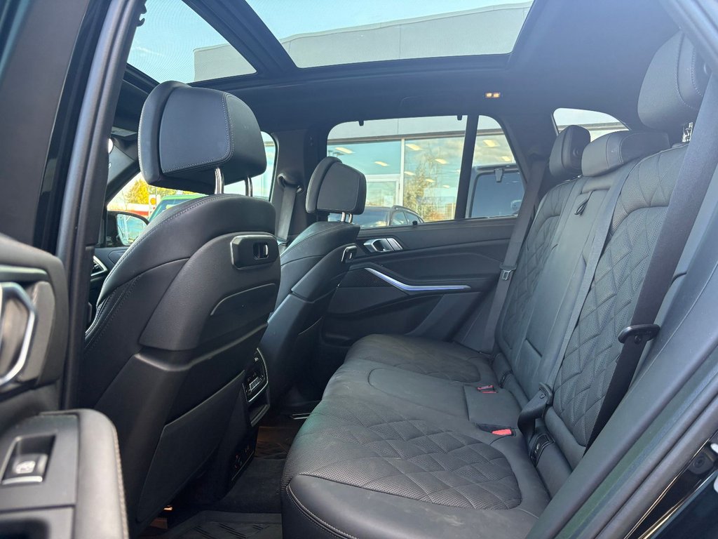 2025 BMW X5 M60i xDrive in Pointe-Aux-Trembles, Quebec - 10 - w1024h768px