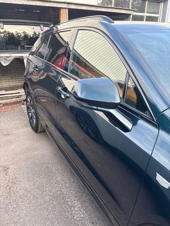2025 Cadillac XT4 AWD Sport in Pointe-Aux-Trembles, Quebec - 3 - w1024h768px