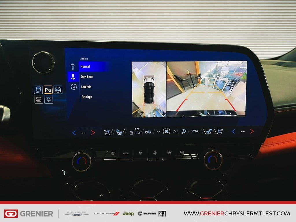2024 Chevrolet Blazer EV EAWD RS + CUIR + CARPLAY in Pointe-Aux-Trembles, Quebec - 12 - w1024h768px