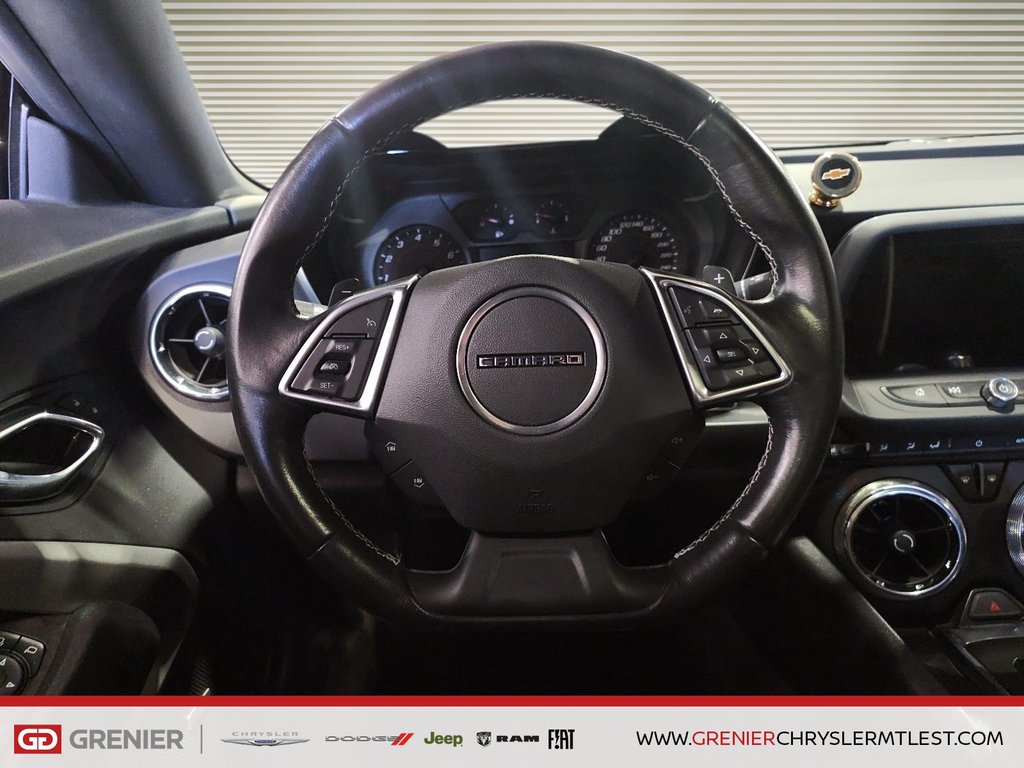 2016 Chevrolet Camaro 1LT + AUTOMATIQUE + RWD in Pointe-Aux-Trembles, Quebec - 9 - w1024h768px