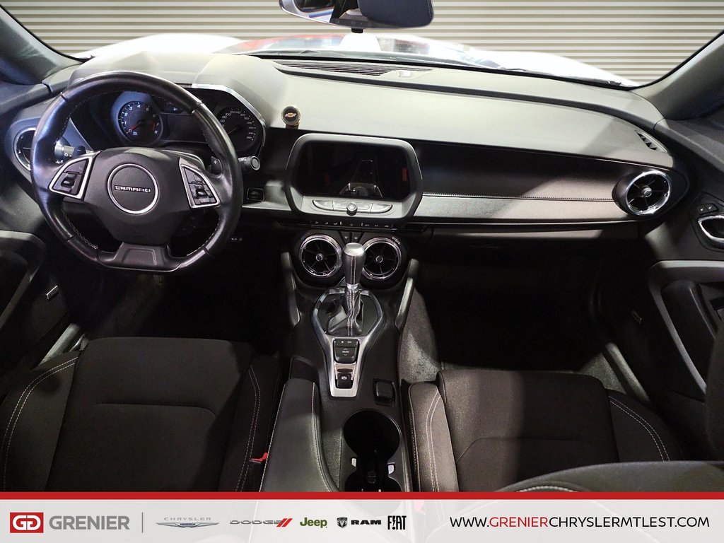 2016 Chevrolet Camaro 1LT + AUTOMATIQUE + RWD in Pointe-Aux-Trembles, Quebec - 8 - w1024h768px