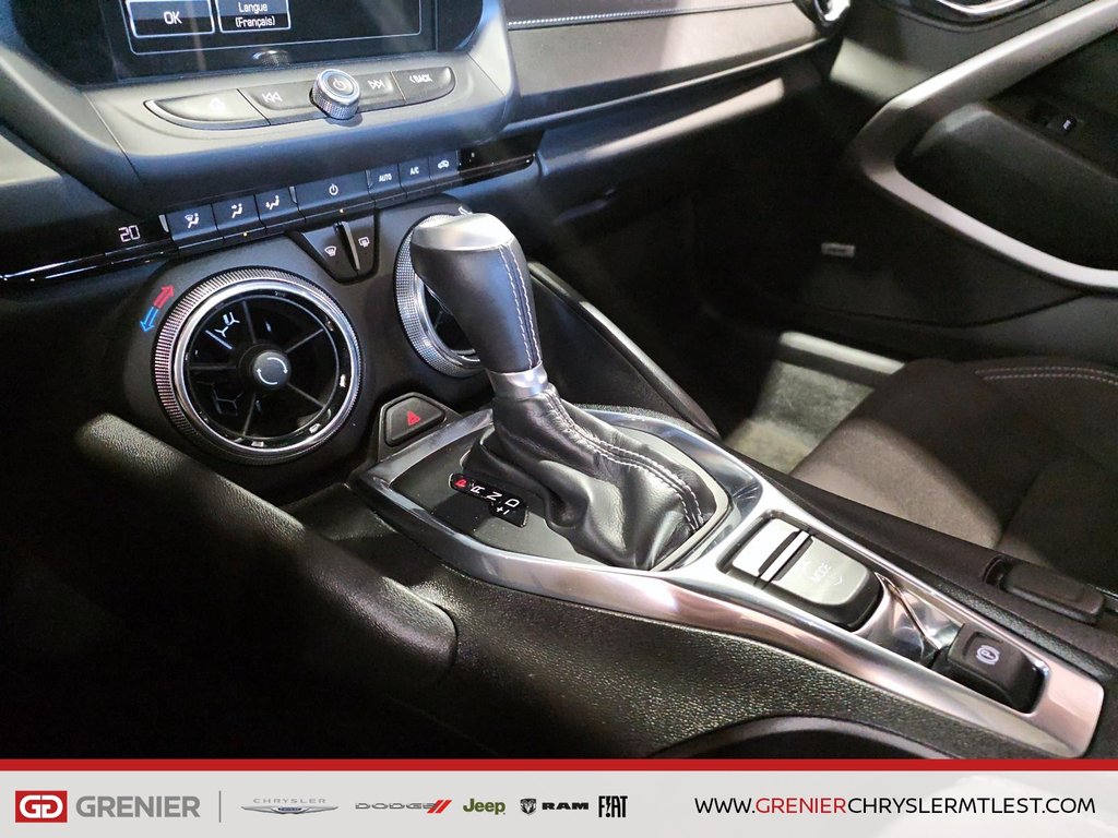 2016 Chevrolet Camaro 1LT + AUTOMATIQUE + RWD in Pointe-Aux-Trembles, Quebec - 11 - w1024h768px