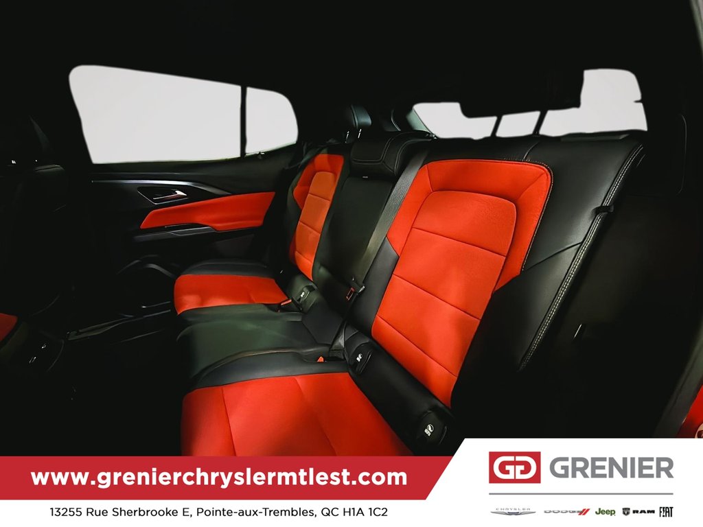 2024 Chevrolet Equinox EV 3 RS +AWD in Pointe-Aux-Trembles, Quebec - 14 - w1024h768px